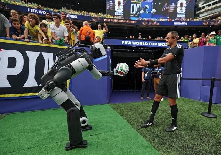 UN NUEVO JUGADOR ENTRA EN LA HISTORIA: HYUNDAI MOTOR PRESENTA ATLAS EN LA COPA MUNDIAL DE LA FIFA 2026™