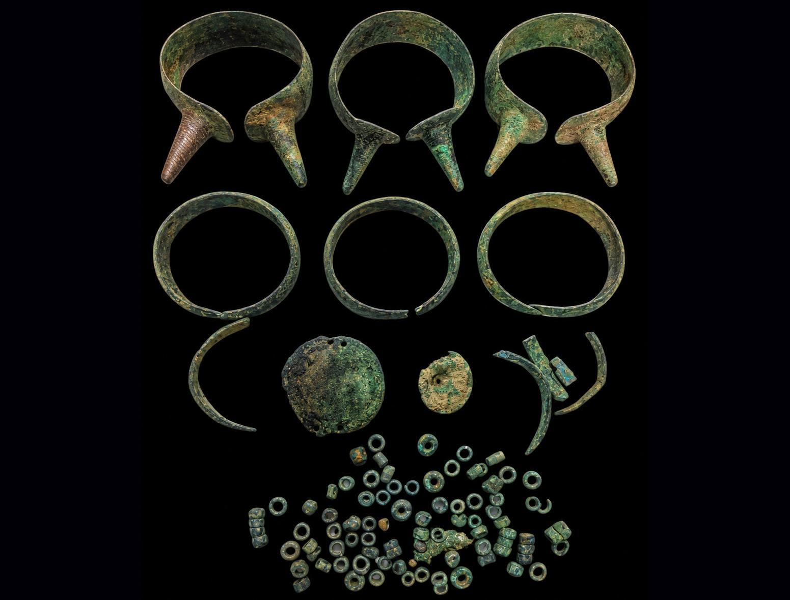 Bronze jewellery offers clues to ancient burial found in Uzbekistan