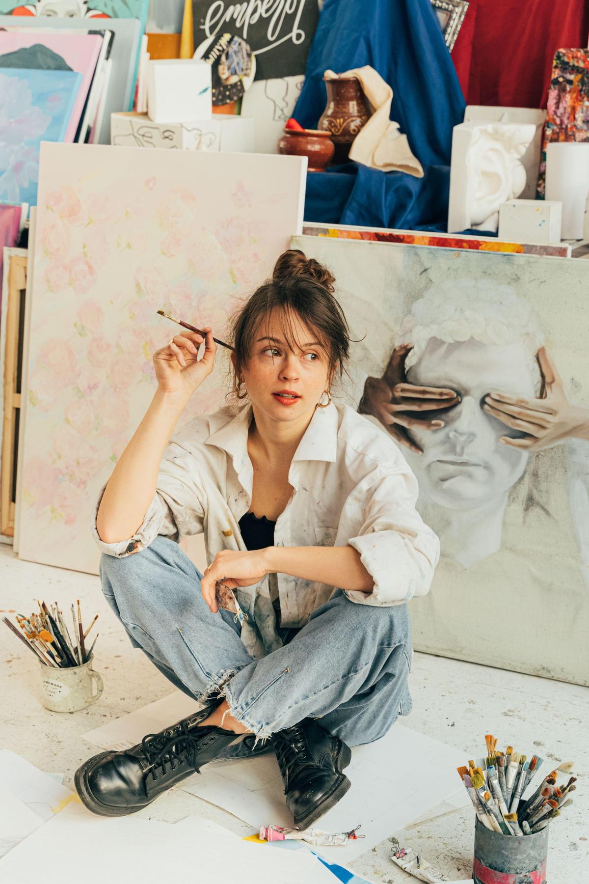 Celeste Mora - Artist