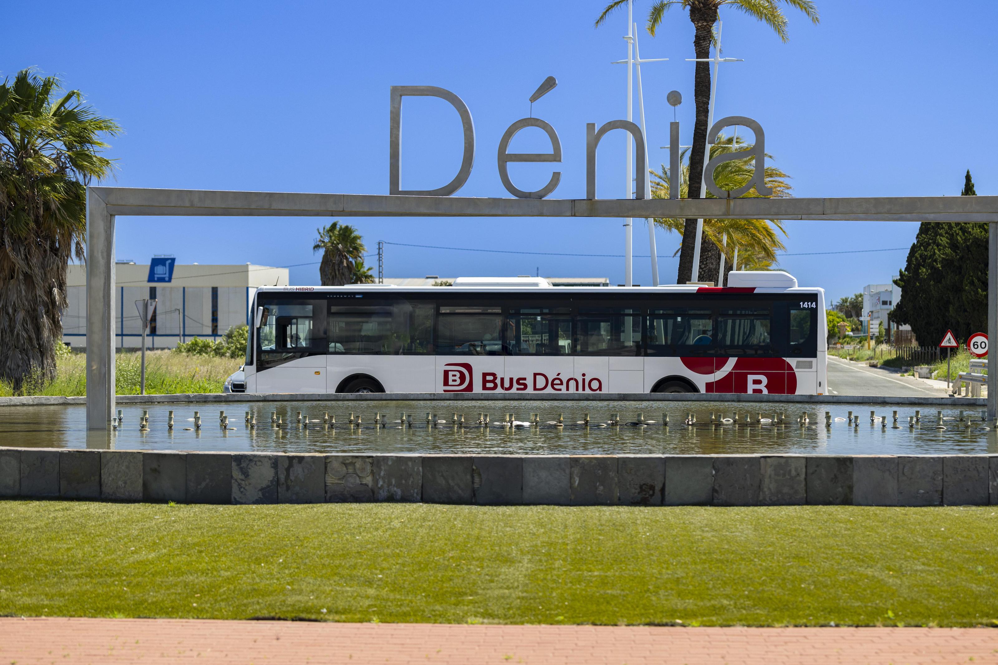 Dénia contará con más autobuses, con mayor cobertura de zonas y horaria 