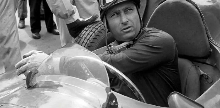 Fangio viajó a Resistencia en 1979 para inaugurar el autódromo "Yaco" Guarnieri