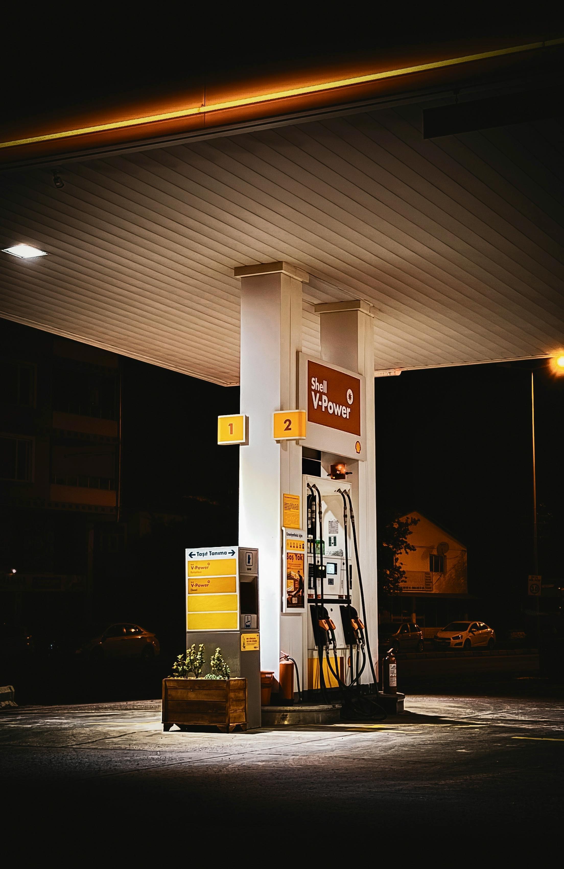 Precio del galón de gasolina cae en SC y en todo el país