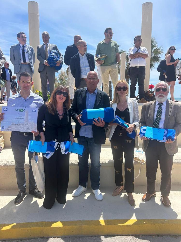 Dénia presume de litoral: siete Banderas Azules y un reconocimiento para el Museu de la Mar