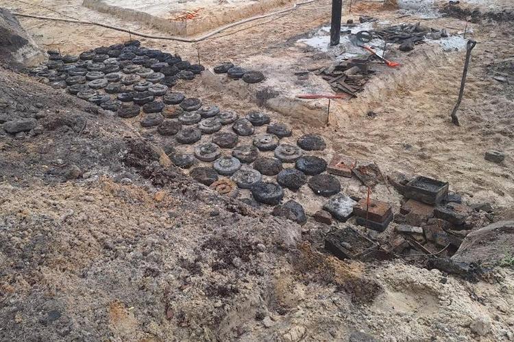 More than 200 WWII explosives found at construction site in Krakow