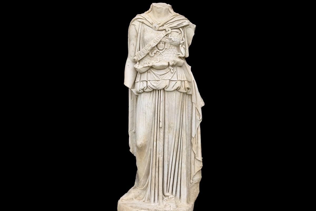 Statue depicting Athena found in Turkey