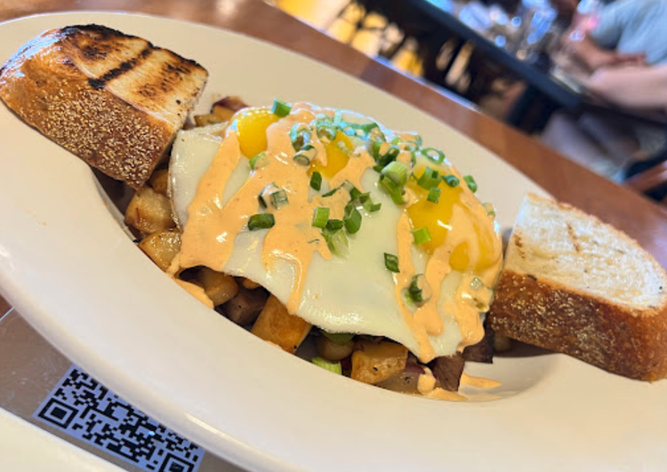 Toasted Gastrobrunch is a Brunch Lover's Dream by @thelvfoodblog