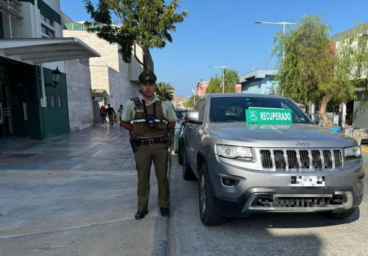 Carabineros de Tocopilla recupera vehículo robado en Las Condes