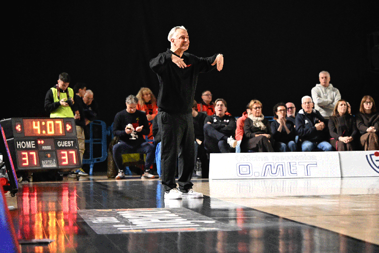 Piazza: "Una grande emozione tornare qui, il terzo periodo ha spaccato la partita"