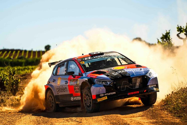 Pepe López y Ruiloba, mano a mano en el primer Rally Isla de Los Volcanes del SuperCER