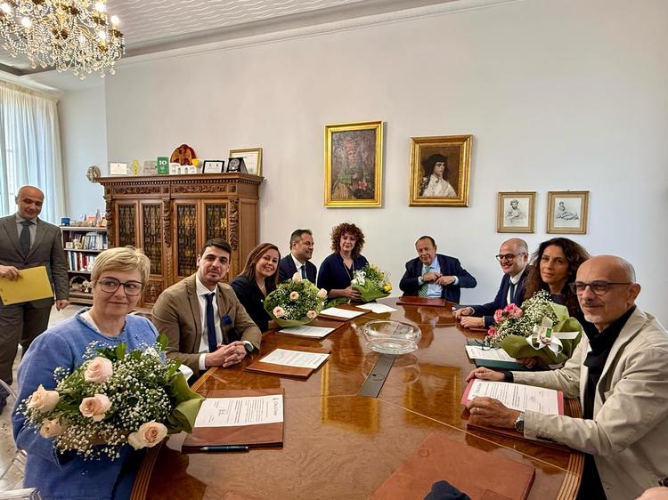 Insediamento della Giunta comunale del Sindaco Crisafulli