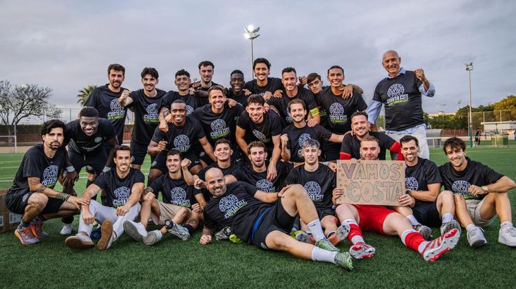 El Costa City asciende a la Primera Federación Valenciana tras superar al Cacks F.C. en el play-off