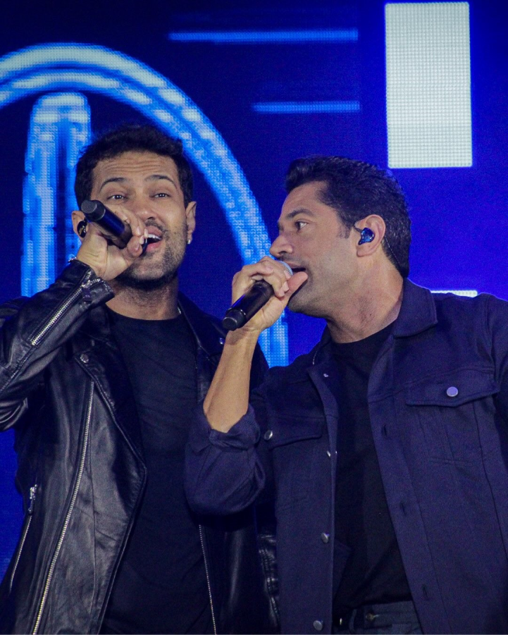 Após sucesso de "Romance Rosa", Edy Britto & Samuel estreiam "Toda Mulher" nas rádios e conquistam o 1º lugar na Crowley