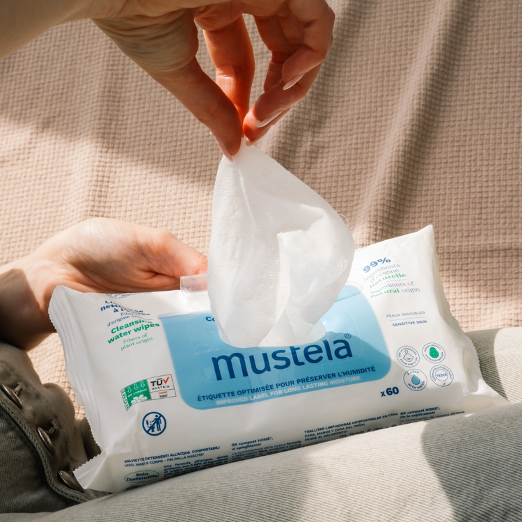 🧼 Salviette Mustela: Pulizia express, zero stress, 100% green!