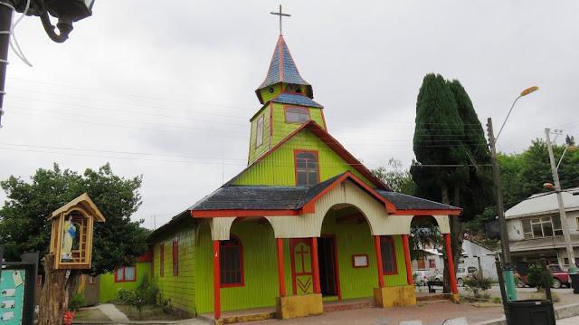 Iglesia San Jose Quemchi en Quemchi, Chiloé, Sur de Chile