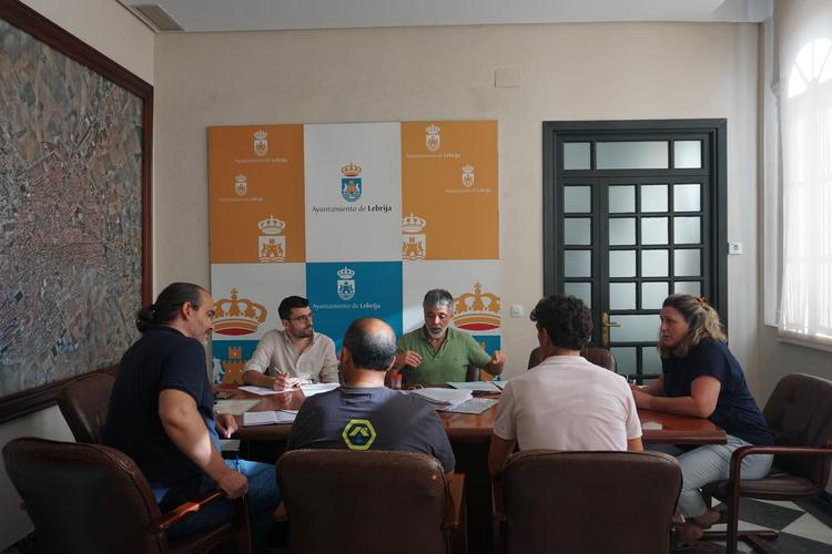 Reunión de coordinación para reforzar la lucha contra el mosquito y prevenir el Virus del Nilo Occidental