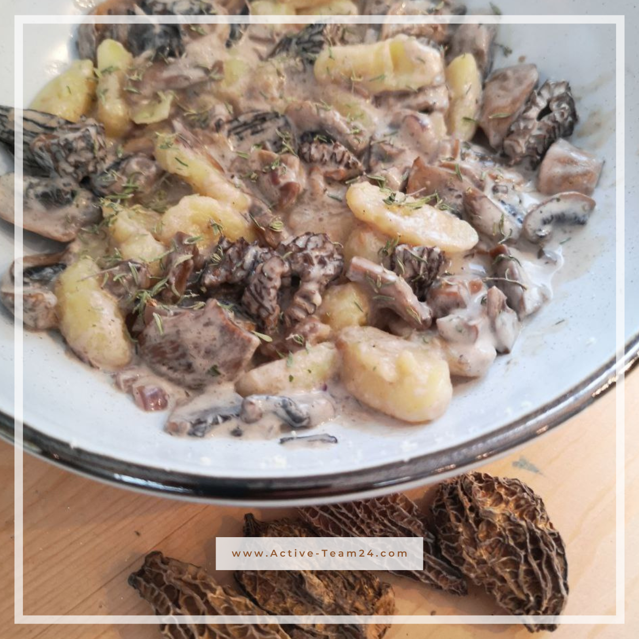 SCHUPFNUDELN MIT MORCHELRAHMSAUCE