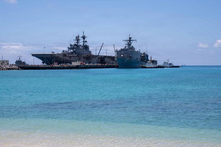 Ships in Action | HII-Built Ships Dock Together in Japan  
