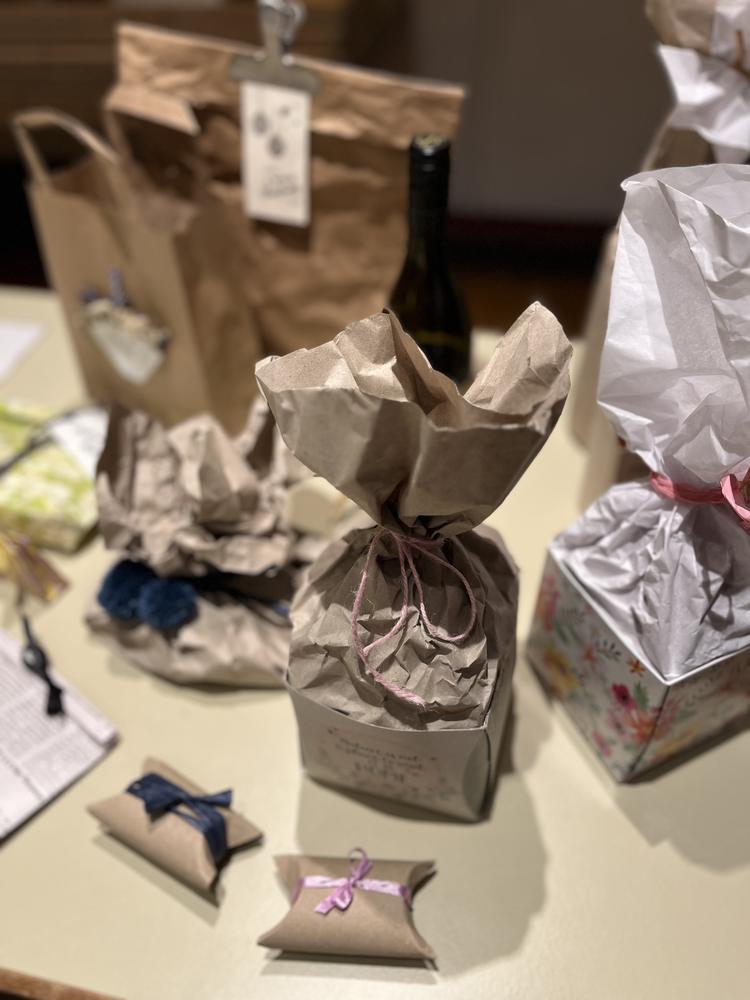Kreativkurs: Geschenke nachhaltig verpacken