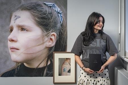 Photography student’s degree project tells story of Irish in Scotland 