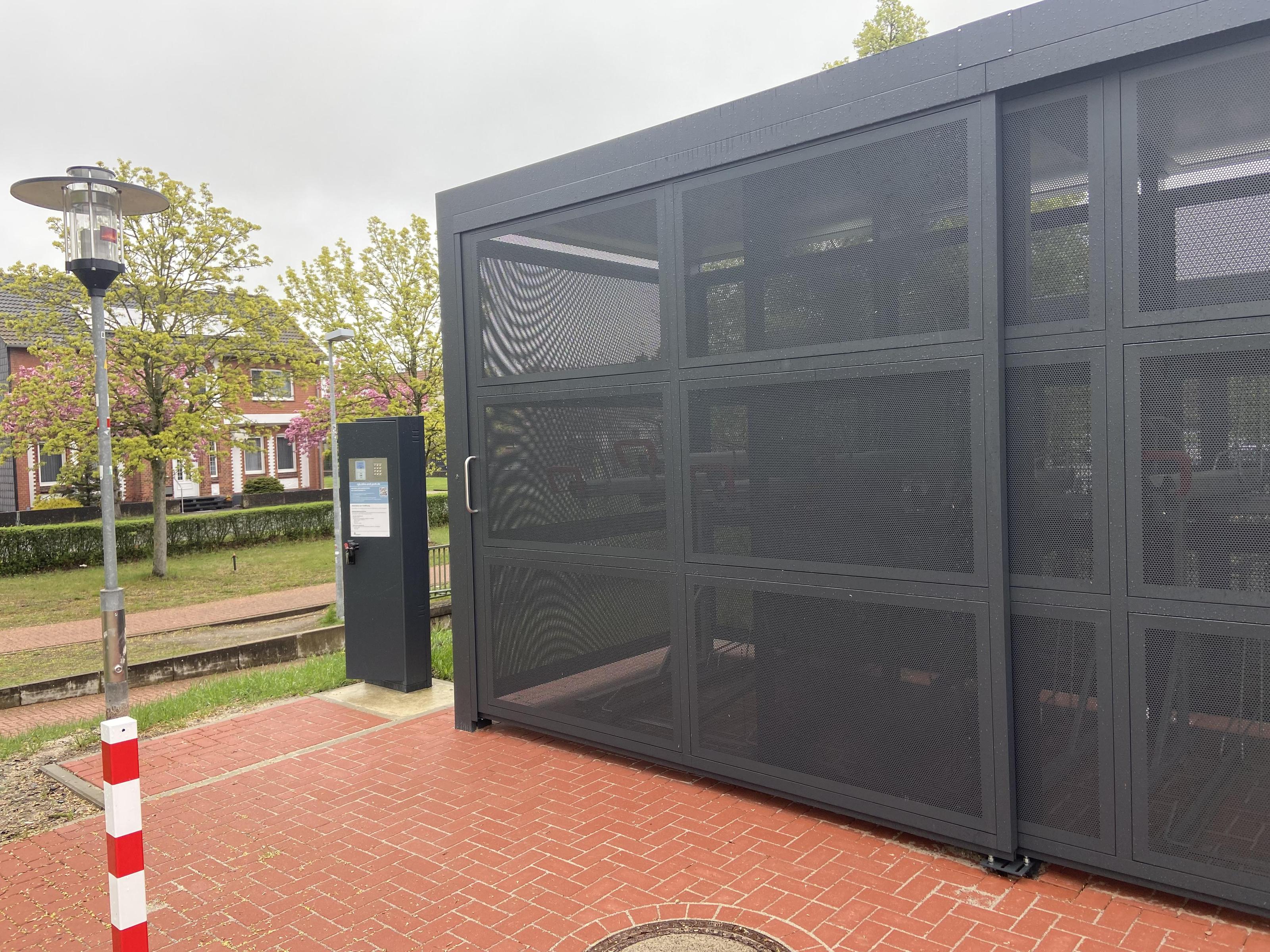  Fahrradbox am Bahnhof Meinersen in Ohof jetzt nutzbar