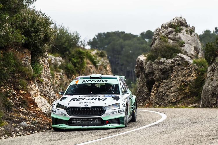 José Antonio Suárez se impone en un Rally de La Nucía marcado por la lluvia y los imprevistos