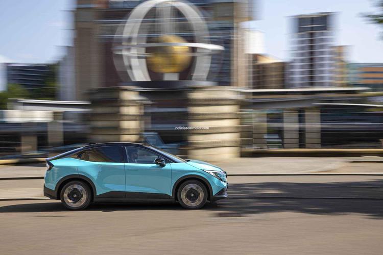 Más eficiencia en frío y en calor: el nuevo Nissan LEAF planifica la temperatura para cargar mejor