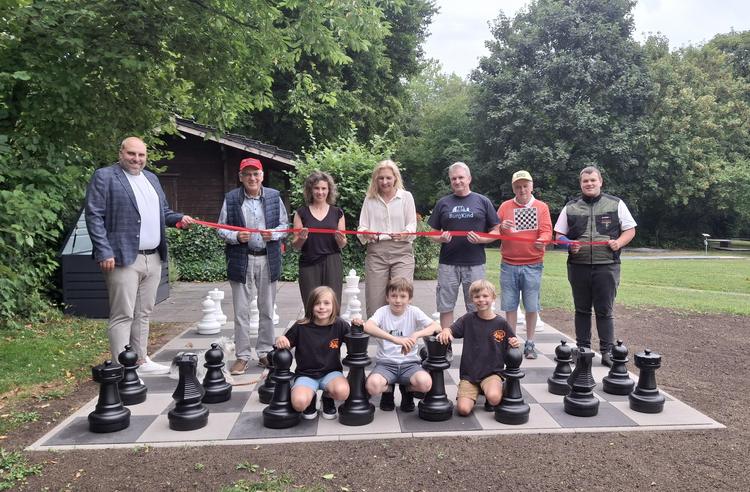 Outdoorschachfeld im Stromberger Gaßbachtal eröffnet