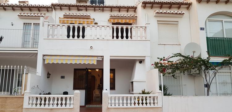 TORREVIEJA - Jolie maison de type espagnol avec 3 chambres
