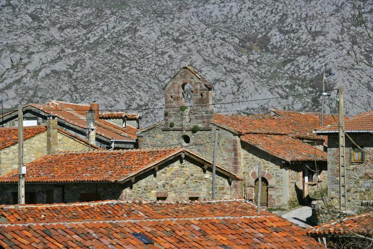 Iglesia de Nuestra Señora del Pando de La Focella