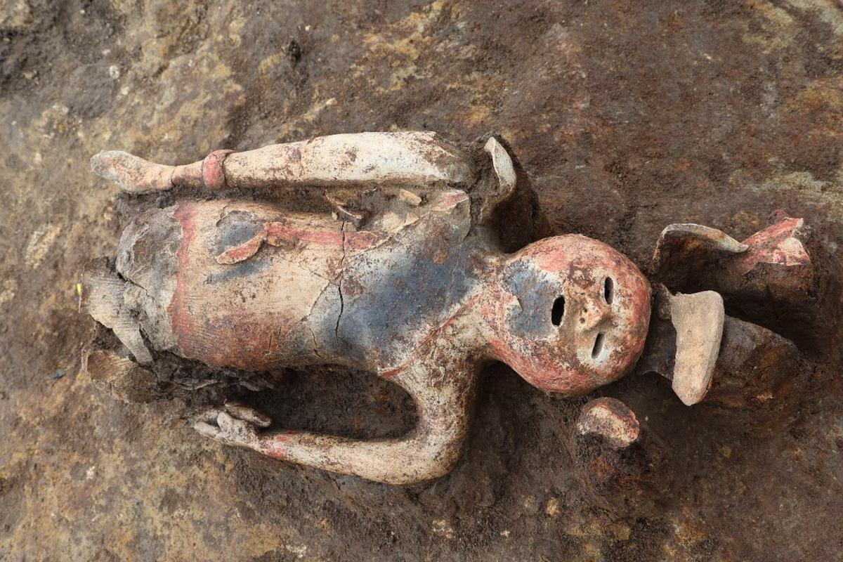 1,500-year-old female shaman figurine discovered in Japan