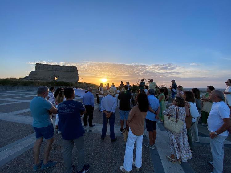 Más de 150 personas participan en la ruta cultural ‘Entre ménades y bacantes’ con motivo del Día Mundial del Turismo