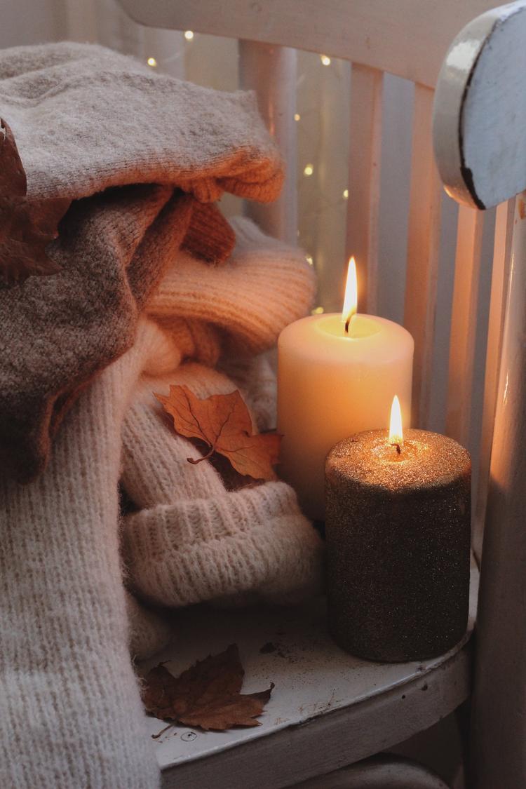 The Flame of Thankfulness: A Candlelit Gratitude Meditation
