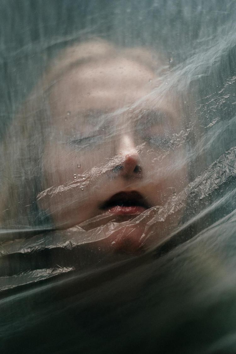 Gefühle kommen und gehen wie Wolken an einem windigen Himmel ...