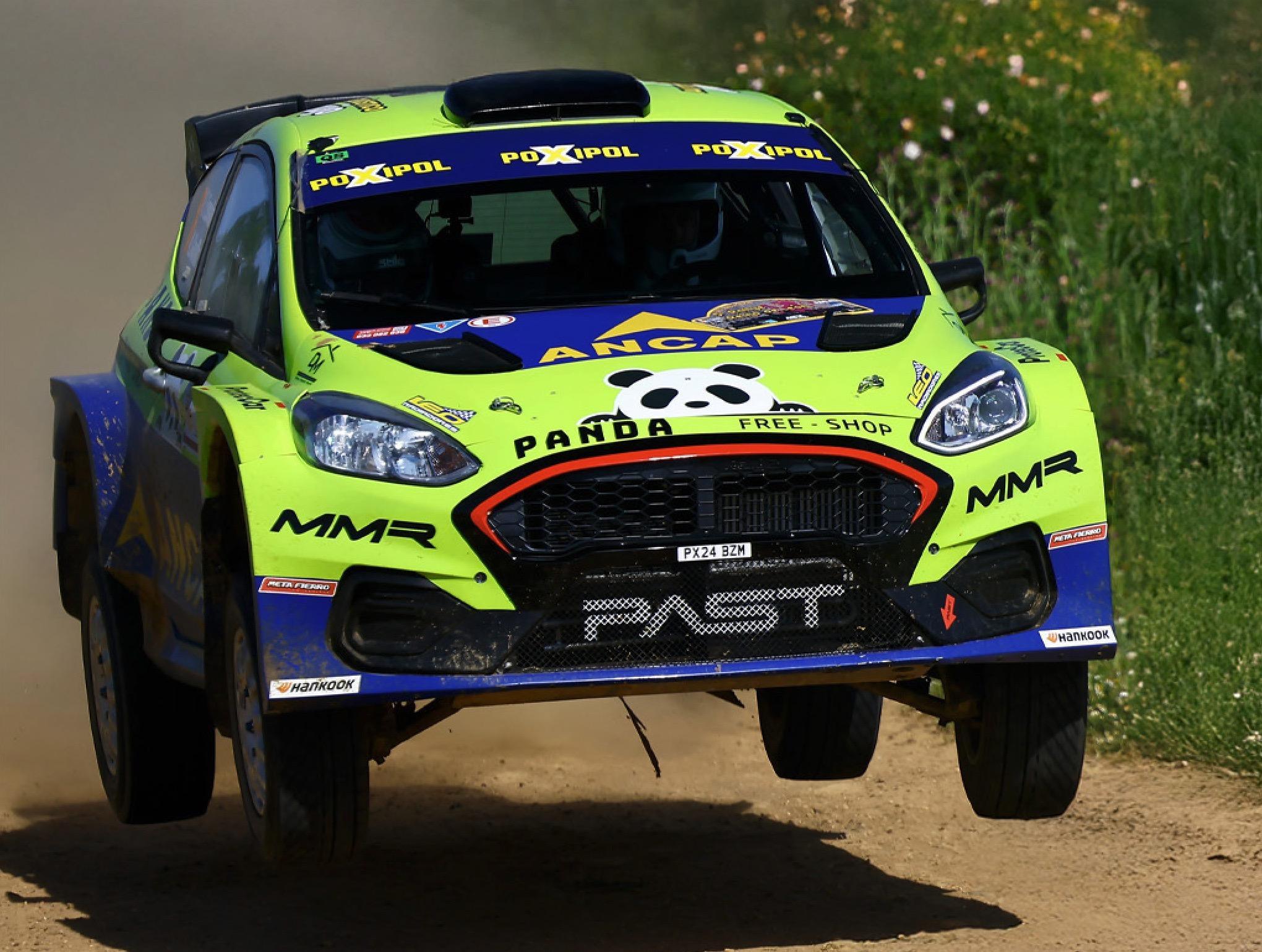 Past Racing › vende Ford Fiesta Rally2 última especificación con kit de ...