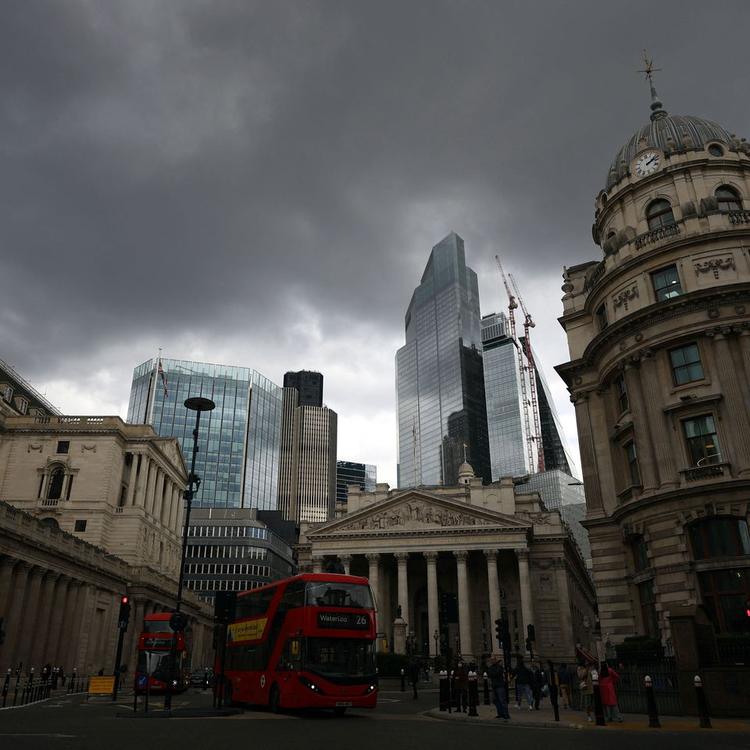 BofE opts for smaller rate hike after better inflation news