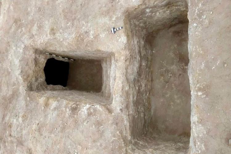 Ancient rock-Cut Tombs Found Beneath Roman Camp in Egypt