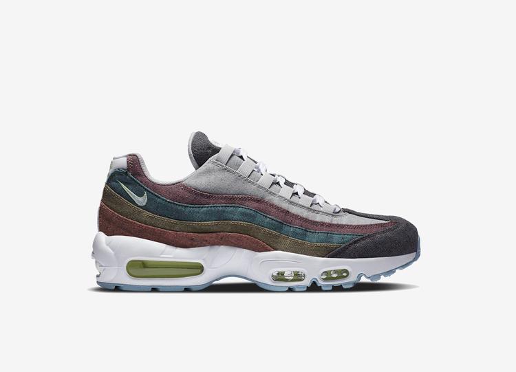 NIKE Air Max 95 Recycled Canvas