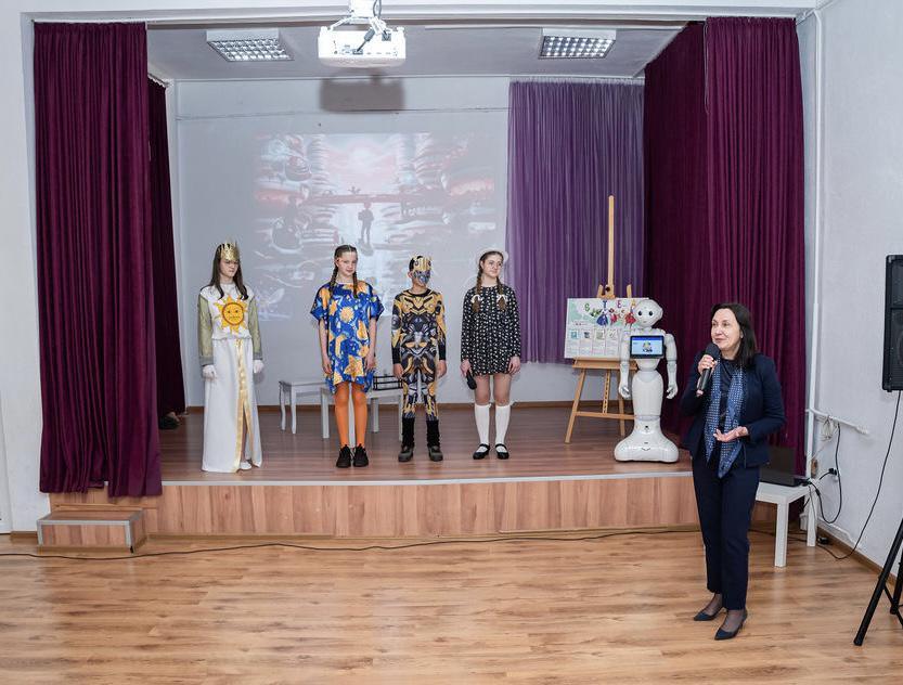 Зам.-кметът Надежда Чакърова откри нов STEM център в VI ОУ „Св. Никола“ в Стара Загора