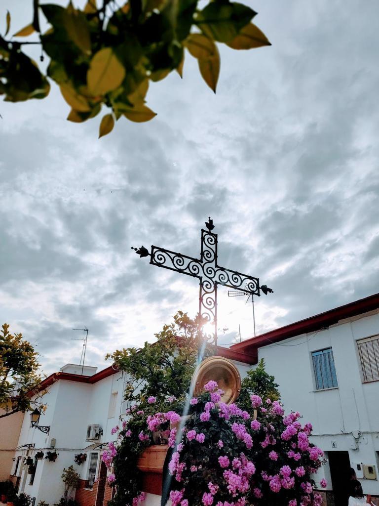 Catorce cruces para celebrar la Fiesta de las Mujeres