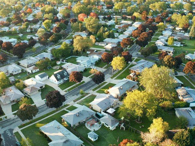 US home sales slip amid scarce supply and affordability challenges