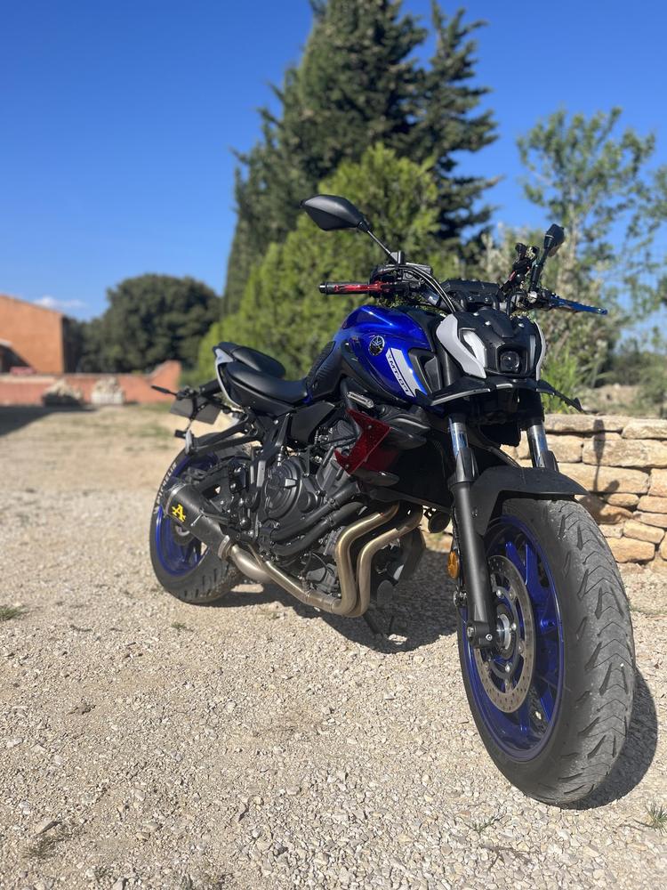 Yamaha MT-07 (2021) - Full & Équipée Arrow
