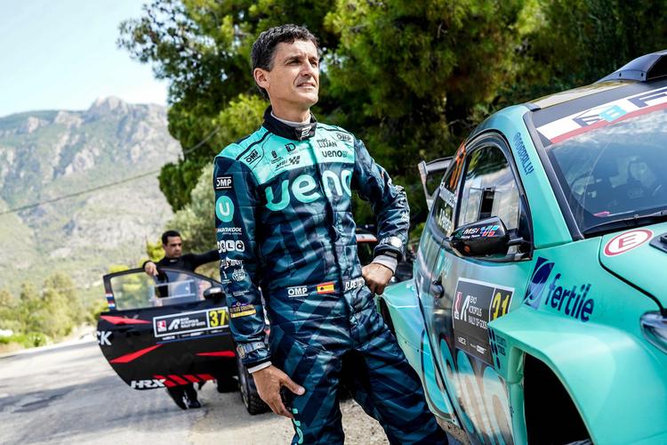 Rogelio Peñate supera con inteligencia la primera etapa del Acrópolis Rally de Grecia