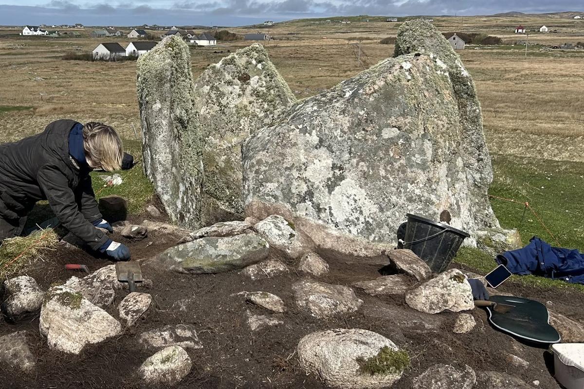 "Witch's Grave" excavation sheds new light on neolithic monument