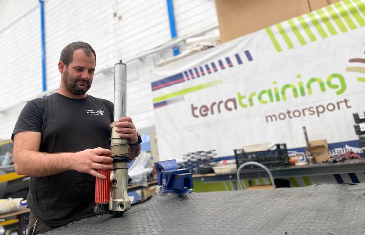 Terratraining Motorsport confirma un año más su colaboración con el Automóvil Club AIA