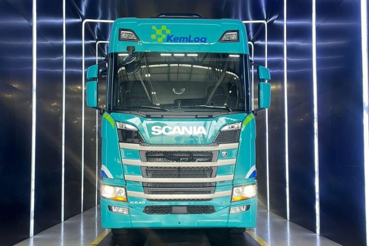 “Temos várias marcas na empresa, mas a Scania se destaca em desempenho”