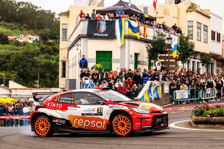 Doble victoria para el Rallye Team Spain en la cita española del WRC