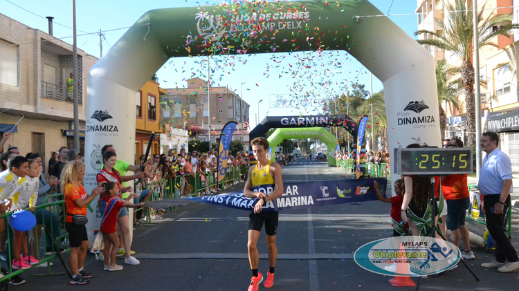 Sergio Alfonso Carrillo y Rosalia Bonet Santos se imponen en el XIV Cross Popular Pins i Mar de La Marina