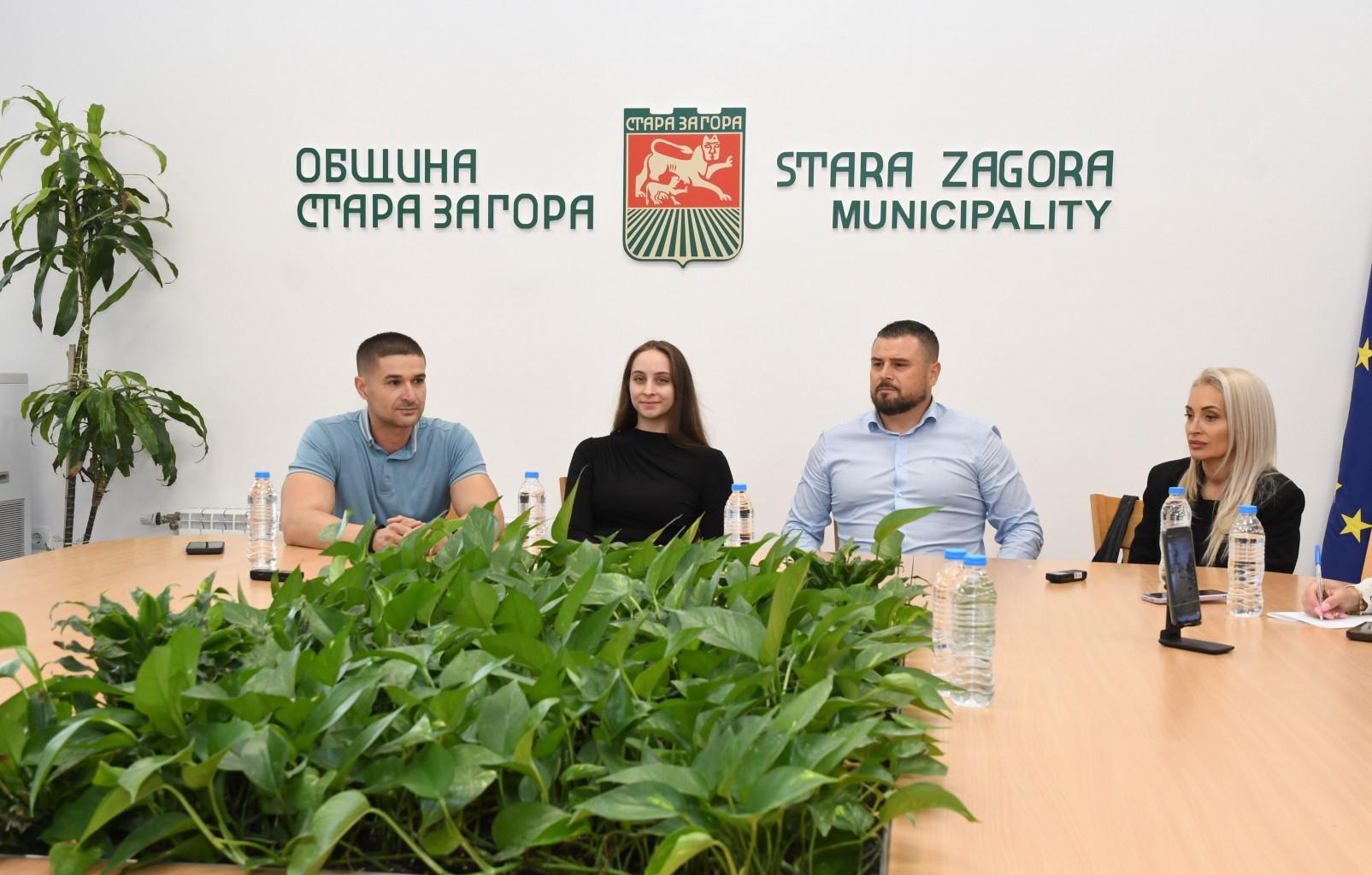 Стара Загора посрещна олимпийската шампионка Стефани Кирякова за юбилейното издание на турнира „Фея под липите“