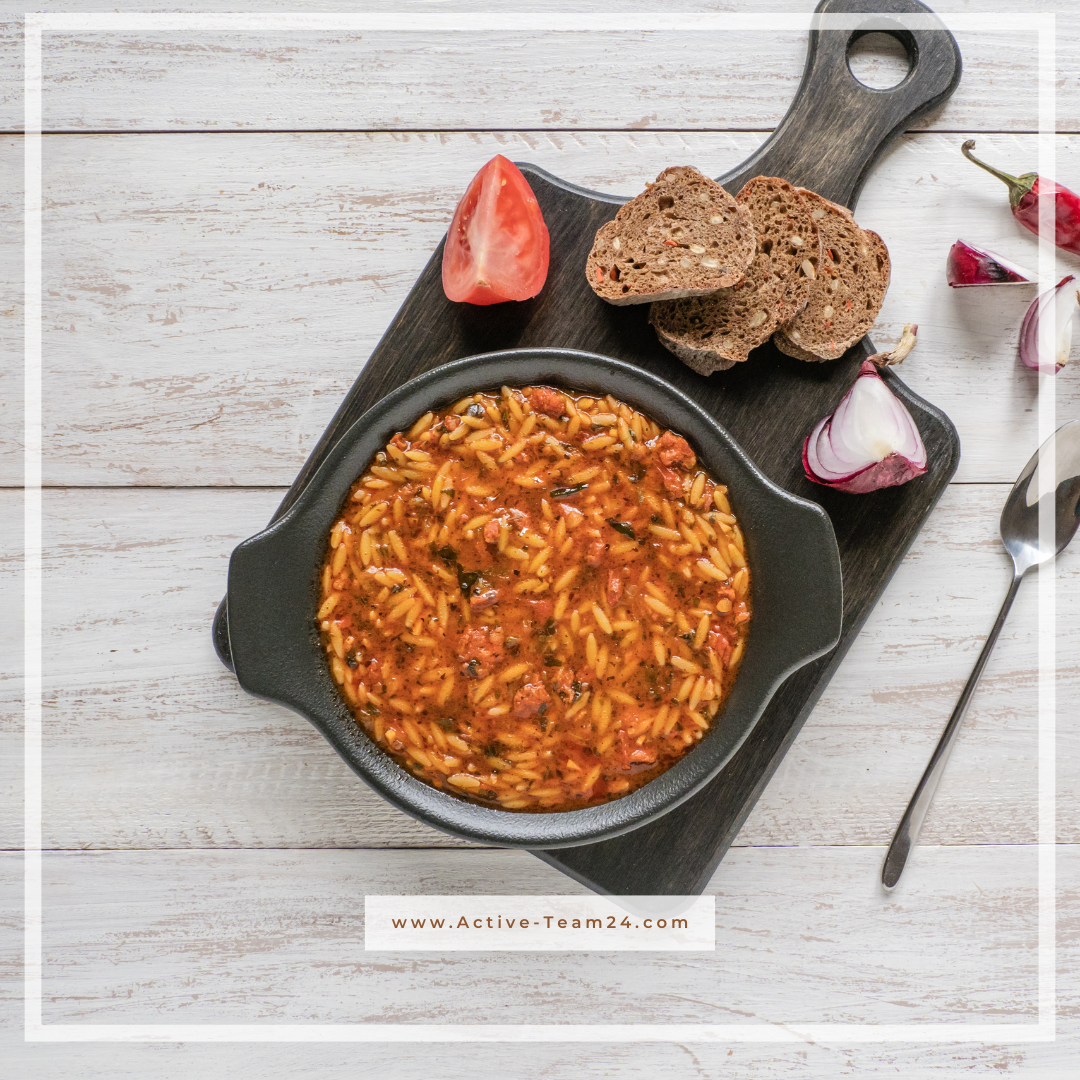 HERZHAFTER ORZO EINTOPF 