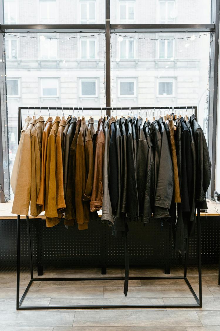  Tenue vestimentaire au travail : les règles à respecter